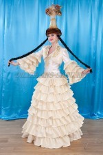 2033 Казахский национальный женский костюм