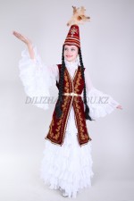 Казахское платье с удлиненным камзолом
