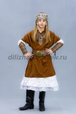 04382 Казахский этнический костюм