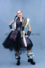 04699 Женский шотландский костюм с мехом
