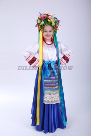 4257. Украинский народный костюм для девочки
