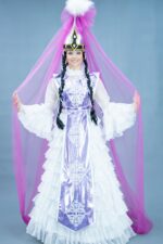 03881 Казахский национальный костюм