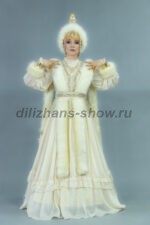 05291 Женский костюм северных народов