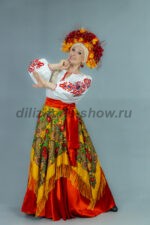 05311 Русский женский костюм